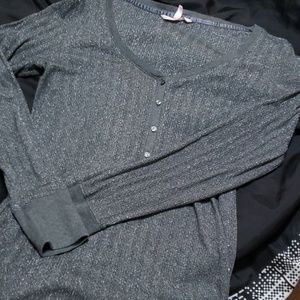 VS long sleeved top